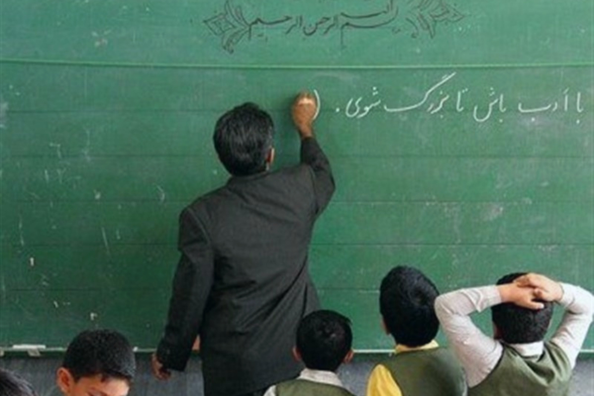 193-the-seven-fold-difference-in-teachers-salaries-in-iran-and-turkiye