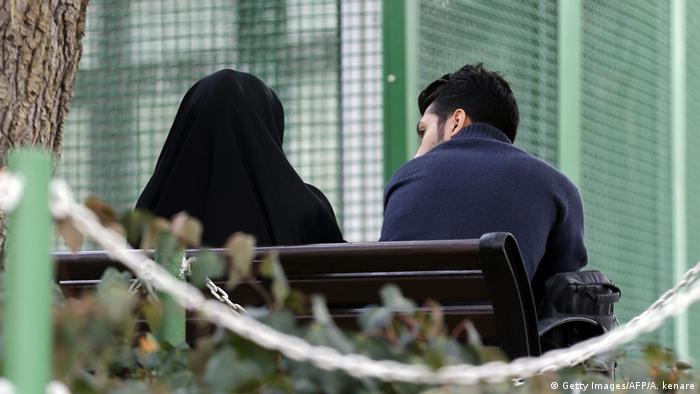 نتایج یک نظرسنجی در ایران: ۲۲ درصد از شرکت‌کنندگان ازدواج سفید داشته‌اند